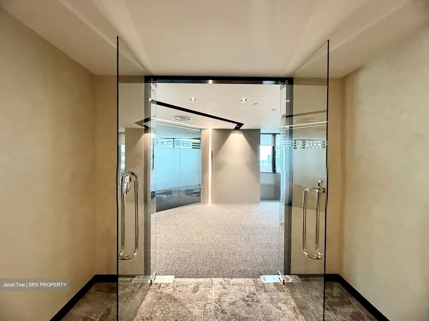 Republic Plaza (D1), Office #557107781